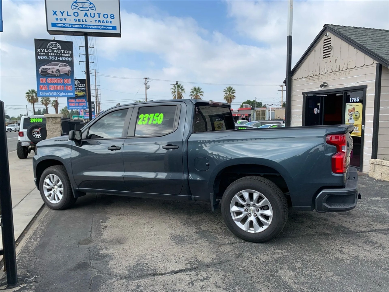 Chevrolet Silverado 1500 Custom Crew Cab Short Box 2WD 2021