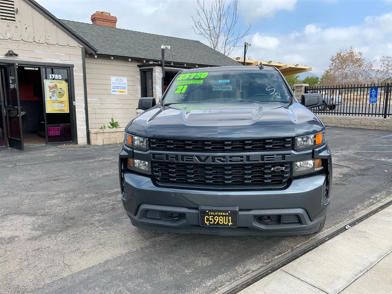 Chevrolet Silverado 1500 Custom Crew Cab Short Box 2WD 2021