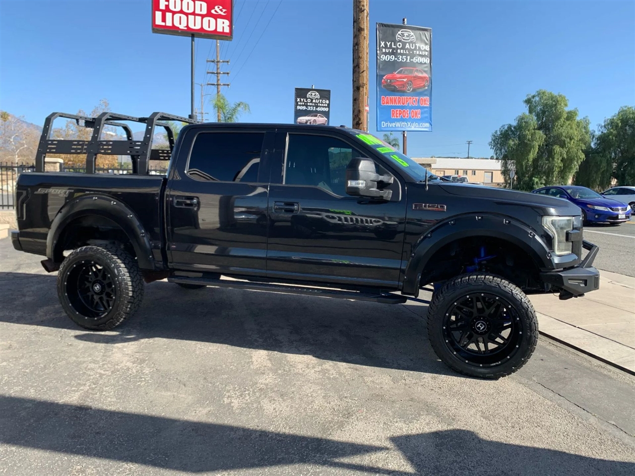 Ford F-150 XLT SuperCrew 5.5-ft. Bed 4WD 2015
