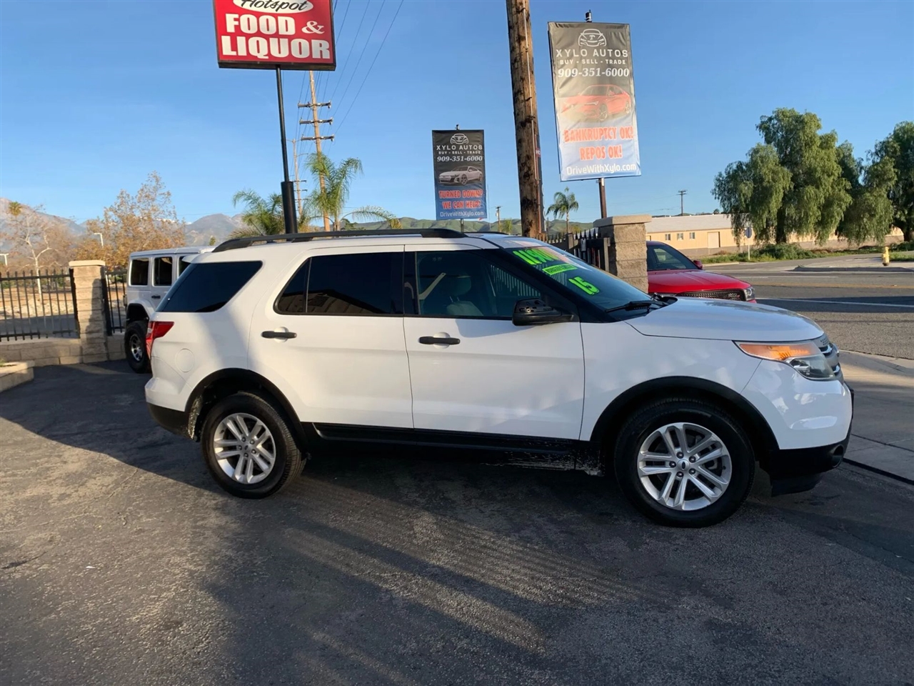 Ford Explorer Base 4WD 2015
