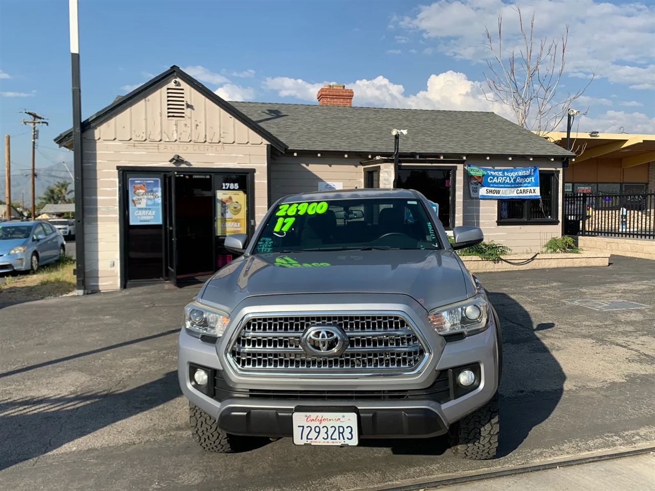 Toyota Tacoma SR5 Double Cab Long Bed V6 6AT 4WD 2017