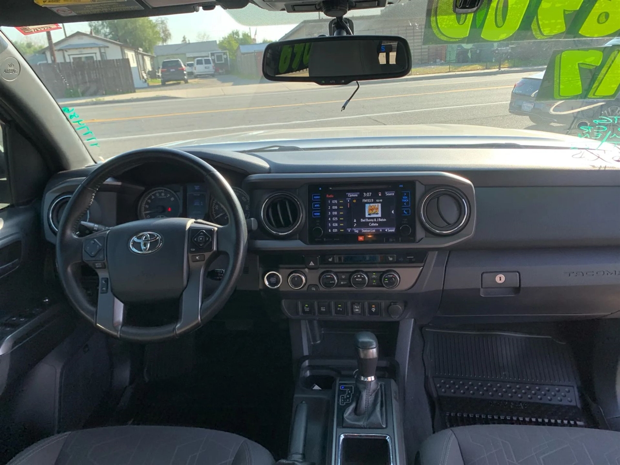 Toyota Tacoma SR5 Double Cab Long Bed V6 6AT 4WD 2017