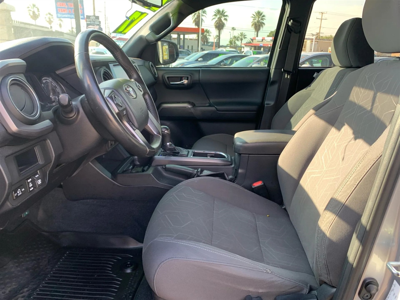 Toyota Tacoma SR5 Double Cab Long Bed V6 6AT 4WD 2017