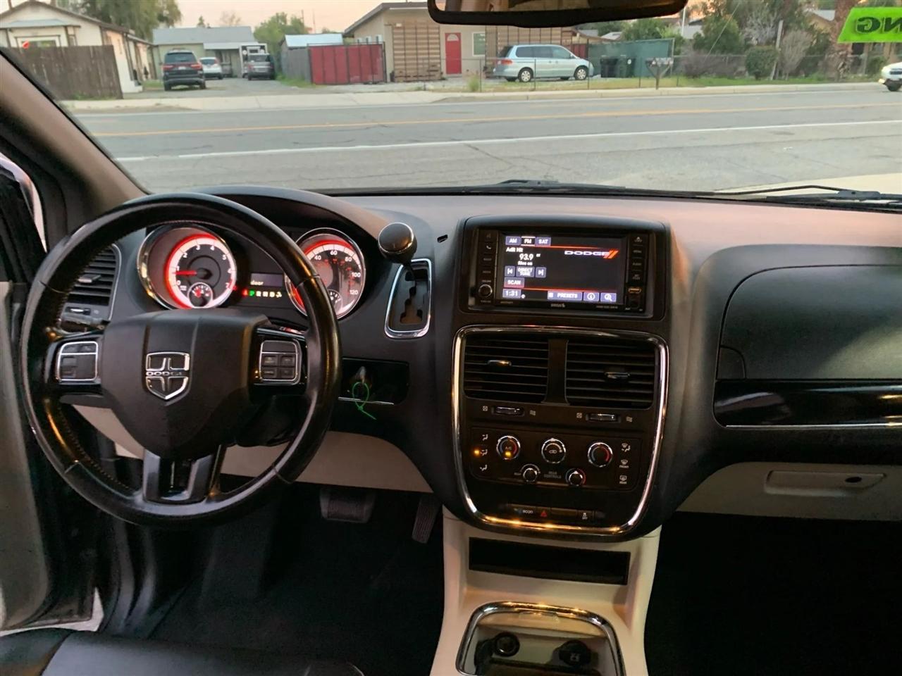 Dodge Grand Caravan SXT 2019