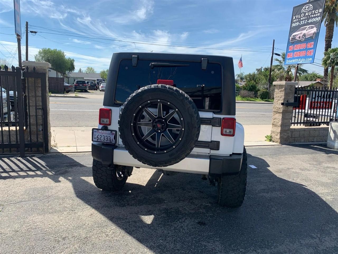 Jeep Wrangler Unlimited Sahara 4WD 2017