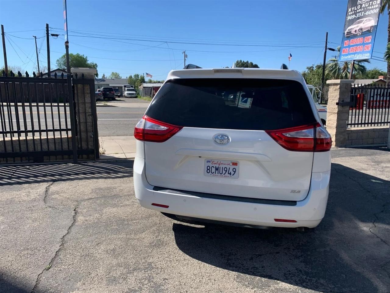 Toyota Sienna Limited Premium 7-Passenger 2018