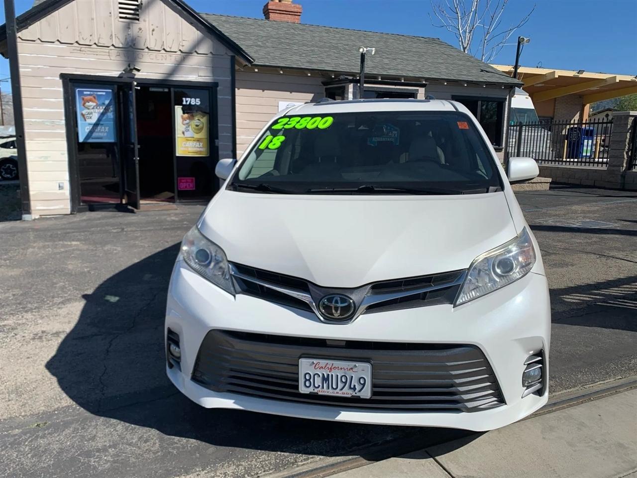 Toyota Sienna Limited Premium 7-Passenger 2018