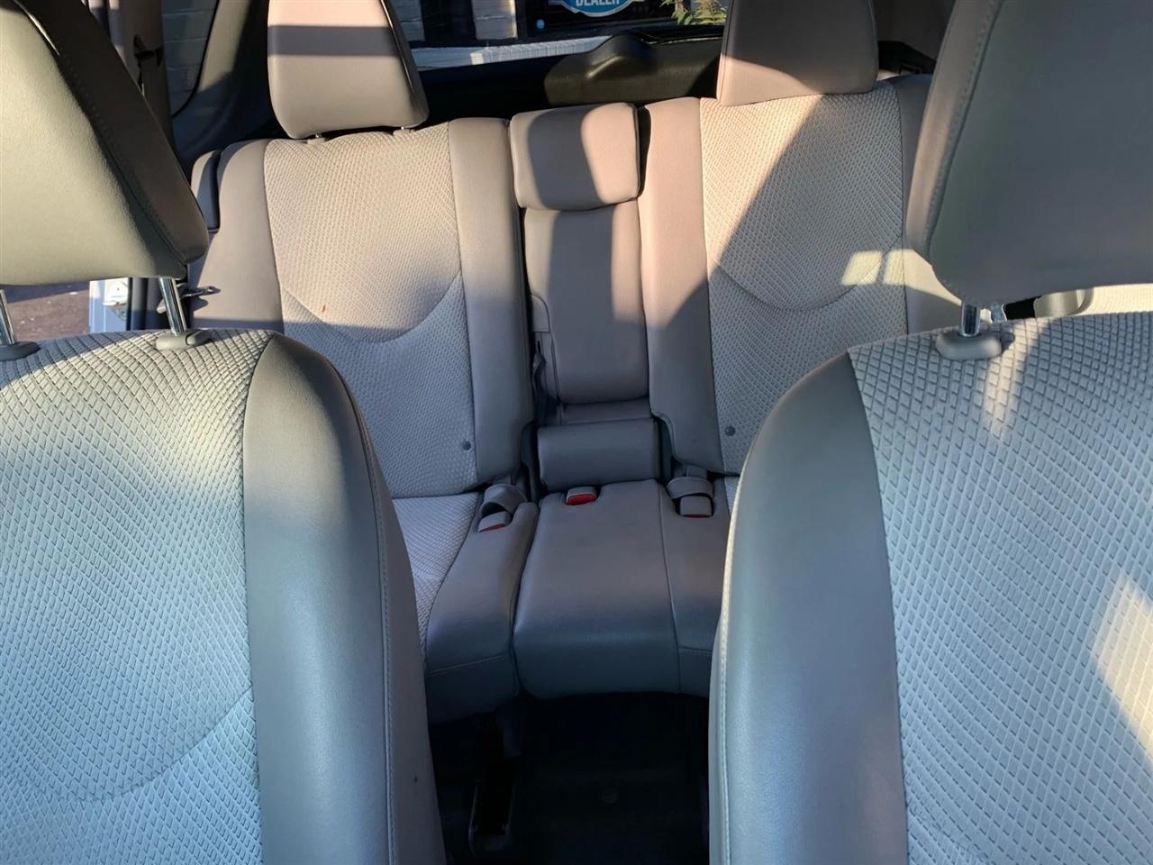 Toyota RAV4 EV Base 2014