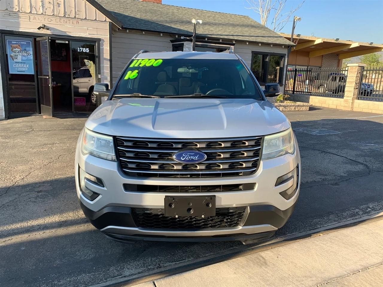 Ford Explorer XLT FWD 2016