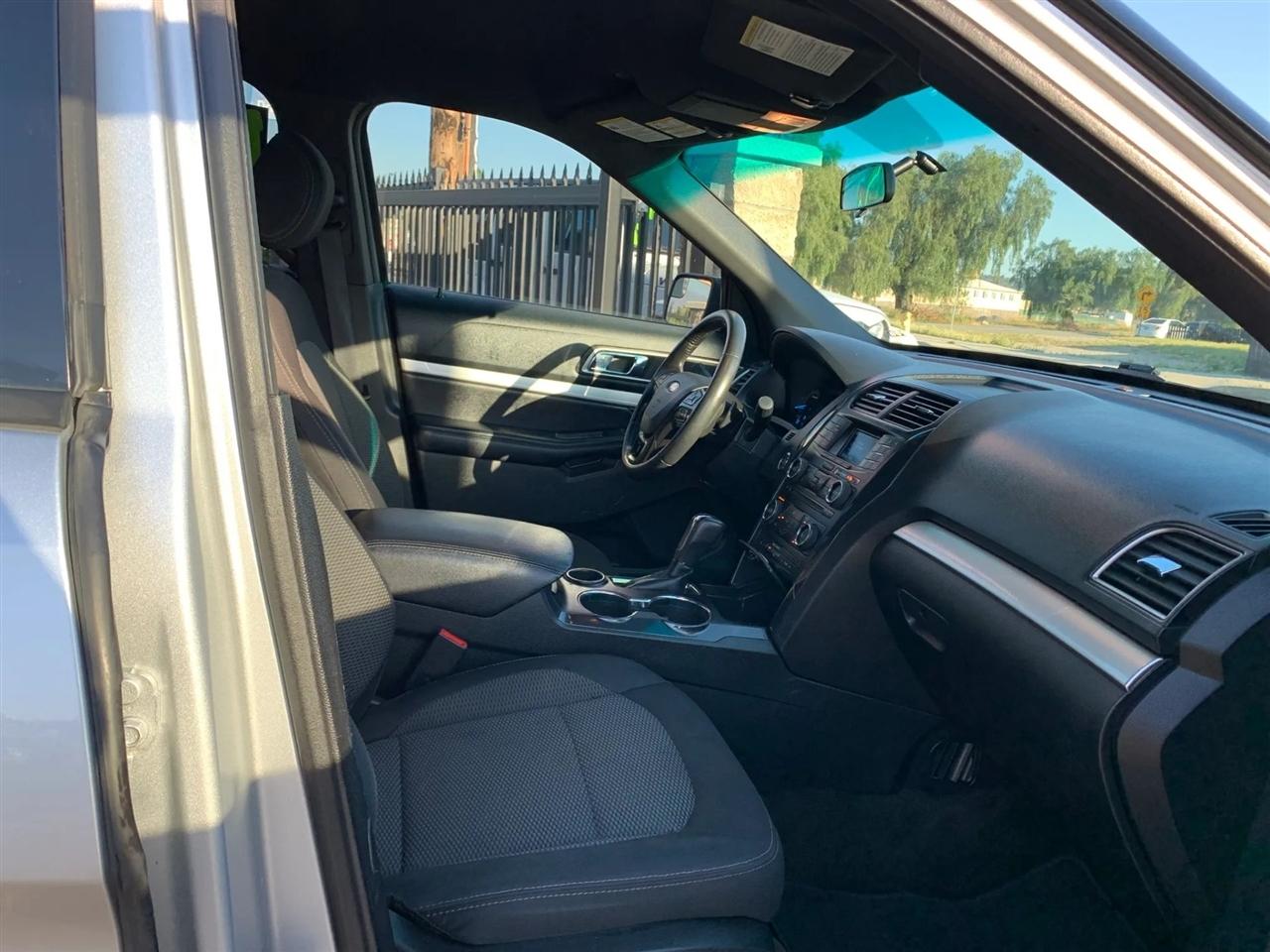 Ford Explorer XLT FWD 2016