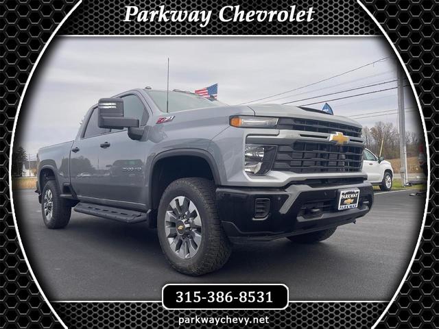 Sterling Gray Metallic 2026 Chevrolet Silverado 2500HD Custom Crew Cab LB 4WD Pickup Truck Four-Wheel Drive