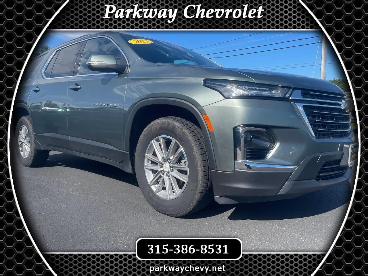 2023 Chevrolet Traverse LT Cloth AWD