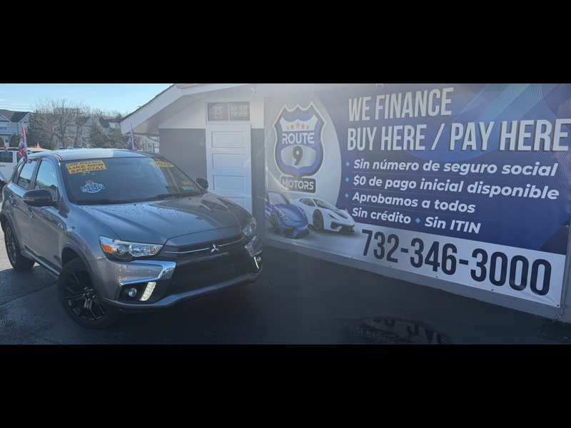 2019 Mitsubishi Outlander Sport LE's photo