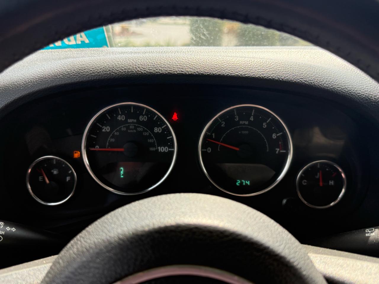 Jeep Wrangler Unlimited Sahara 4WD 2014