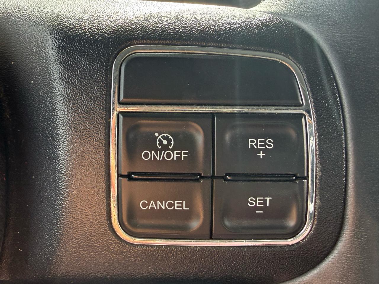 Jeep Wrangler Unlimited Sahara 4WD 2014