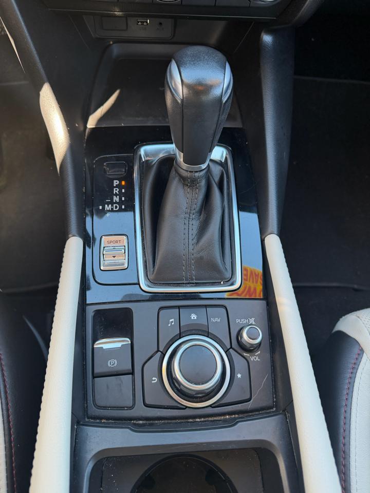 Mazda MAZDA3 s Grand Touring AT 4-Door 2018