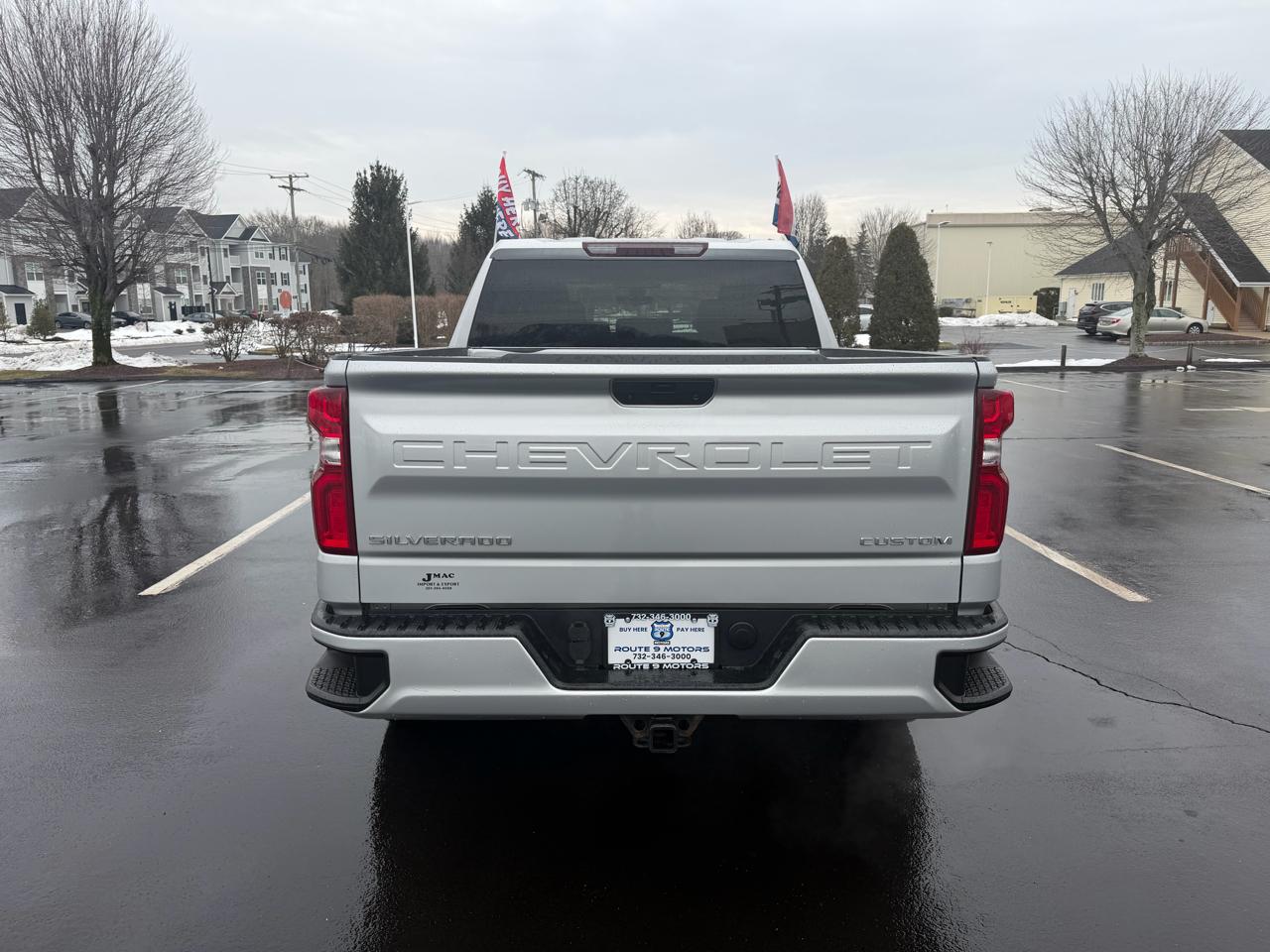 Chevrolet Silverado 1500 Custom Crew Cab Short Box 4WD 2021