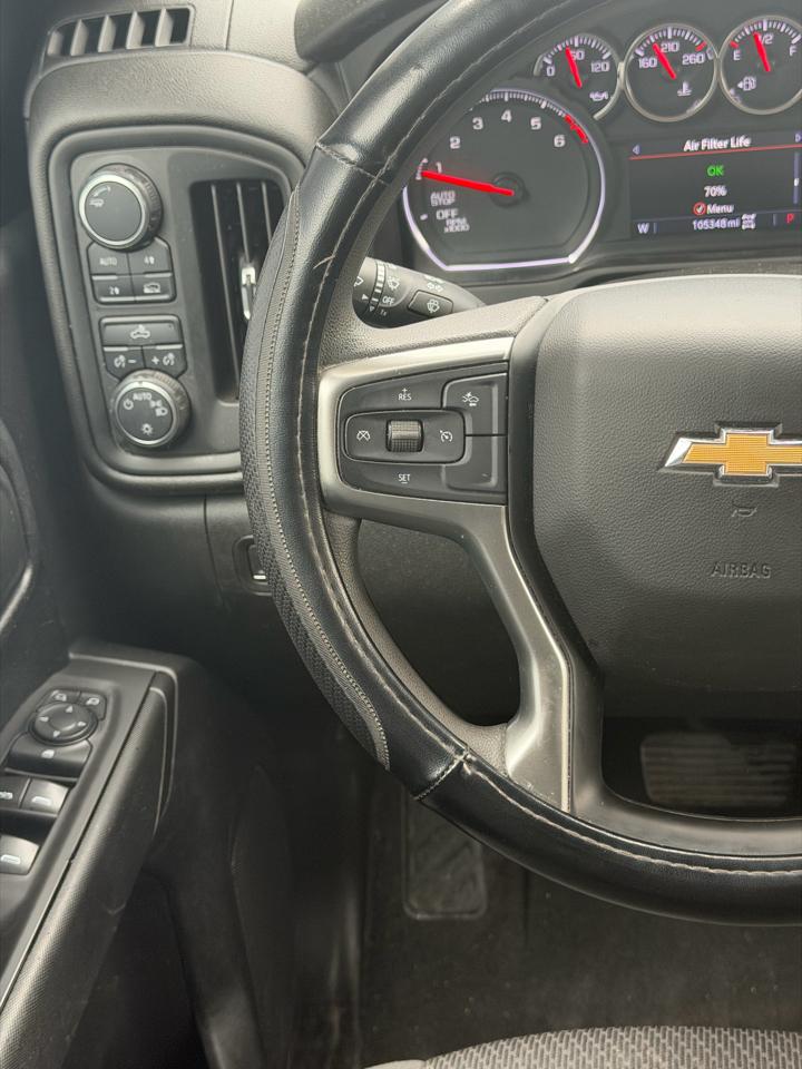 Chevrolet Silverado 1500 Custom Crew Cab Short Box 4WD 2021