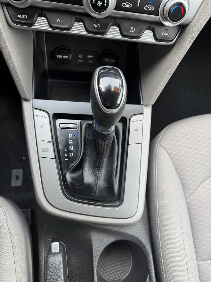 Hyundai Elantra Limited 2019