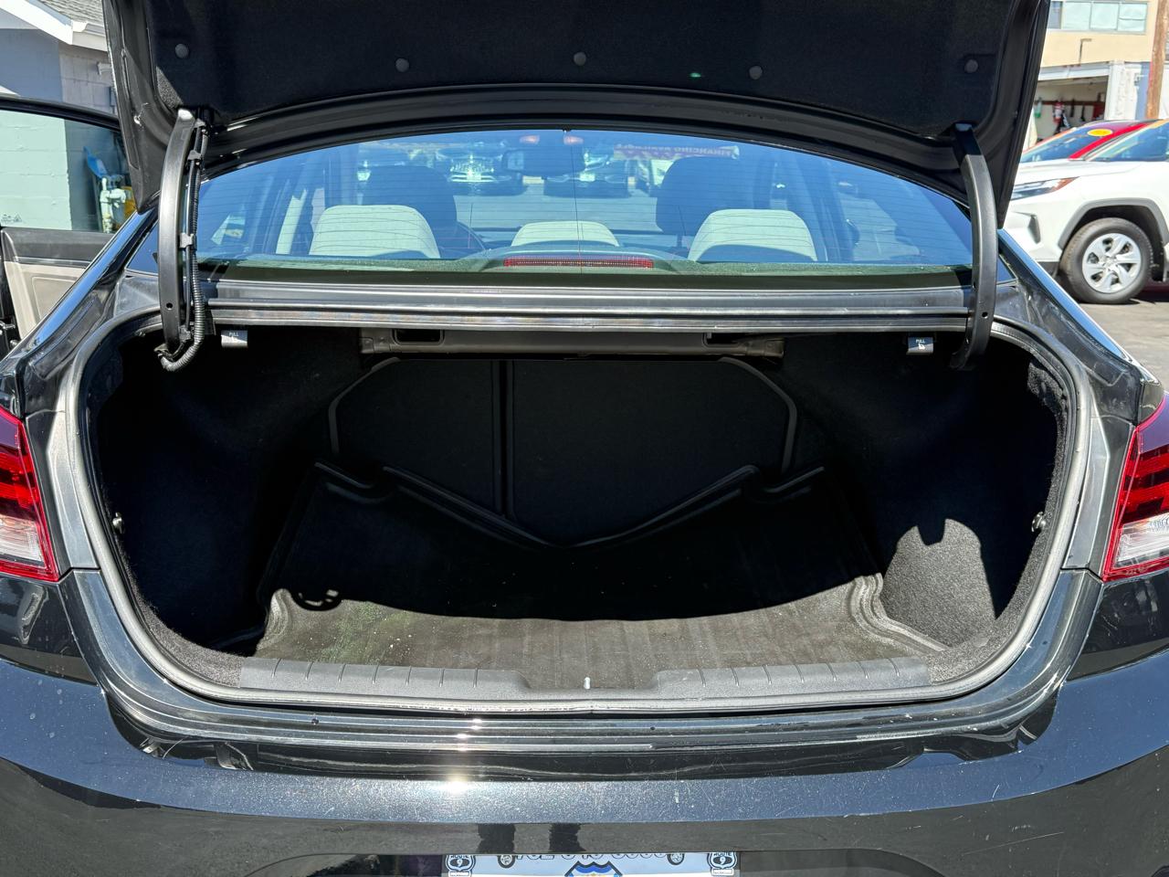 Hyundai Elantra Limited 2020