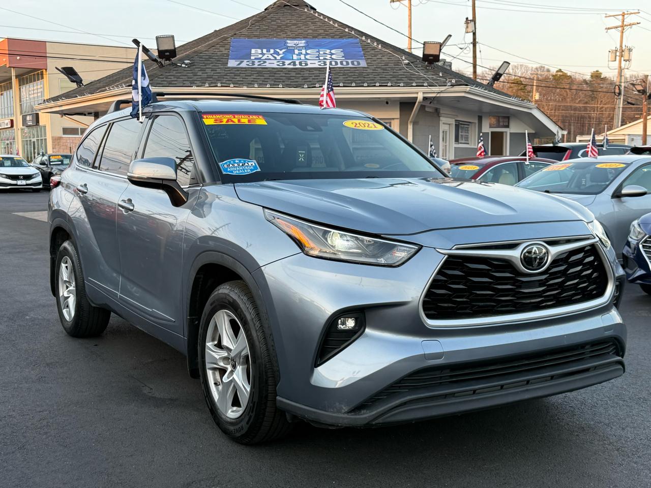 Toyota Highlander LE AWD V6 2021