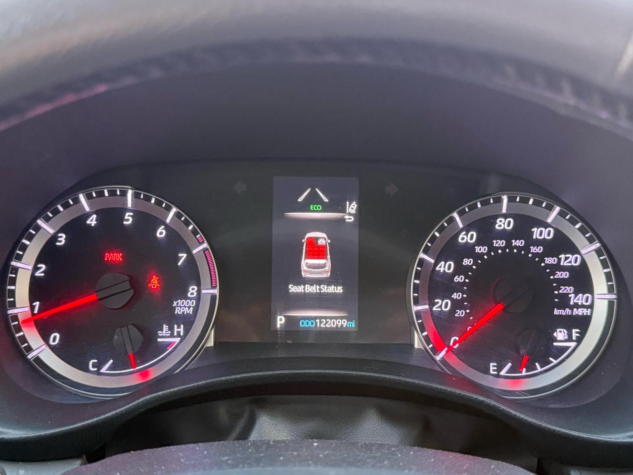 Toyota Highlander LE AWD V6 2021