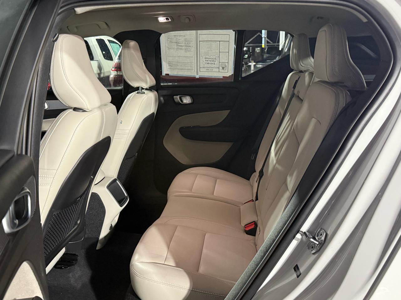 Volvo XC40 T5 Momentum AWD 2020