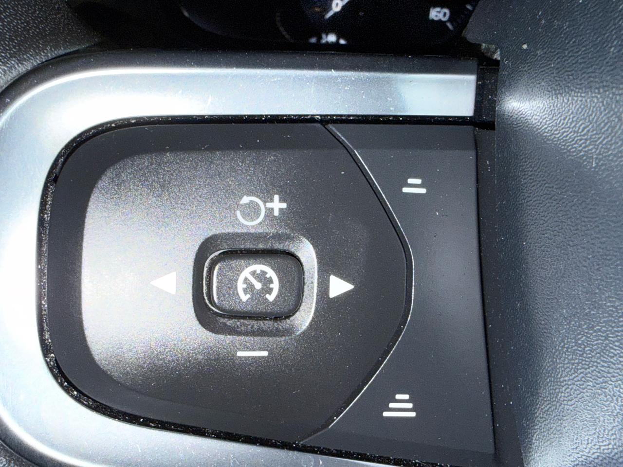 Volvo XC40 T5 Momentum AWD 2020