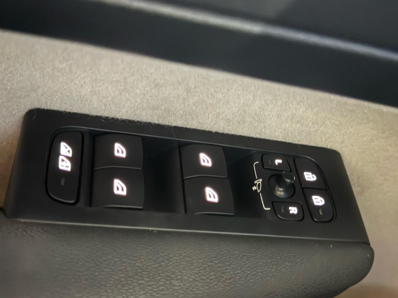 Volvo XC40 T5 Momentum AWD 2020