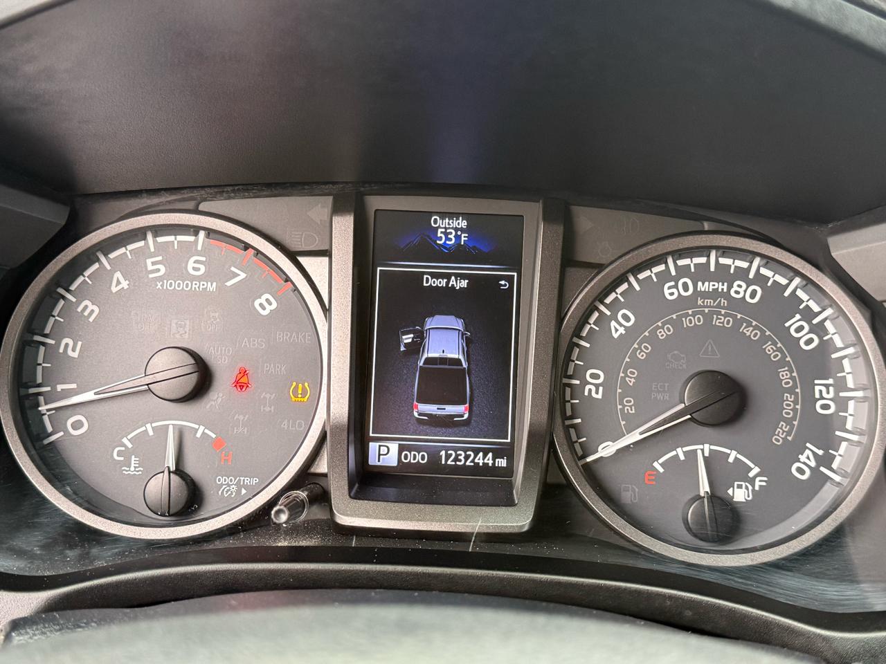 Toyota Tacoma TRD Sport Double Cab 4WD V6 2017