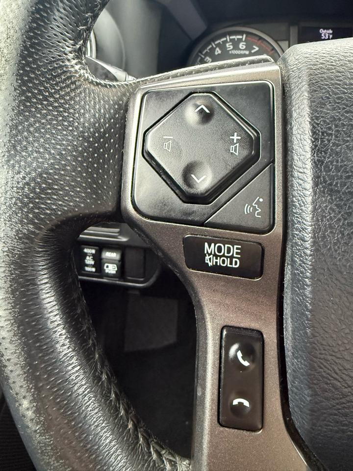 Toyota Tacoma TRD Sport Double Cab 4WD V6 2017