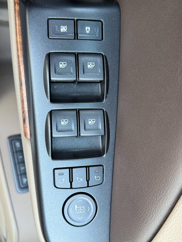 Chevrolet Tahoe LTZ 4WD 2015