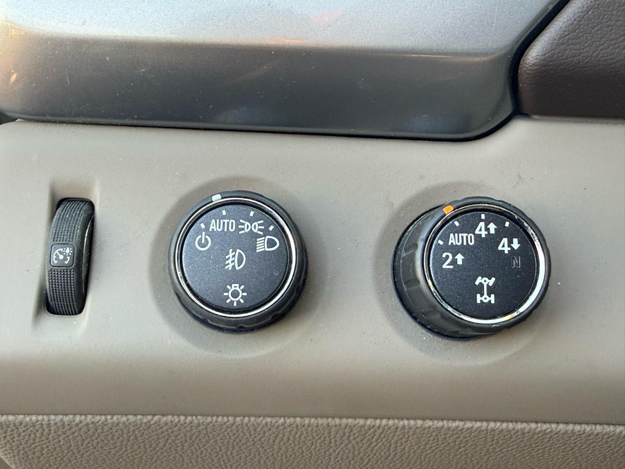 Chevrolet Tahoe LTZ 4WD 2015