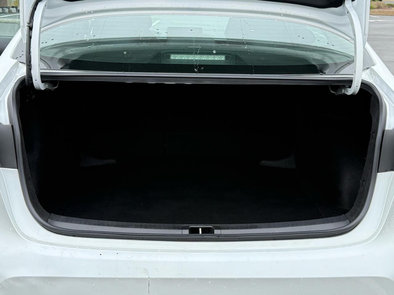 Toyota Corolla LE 2022