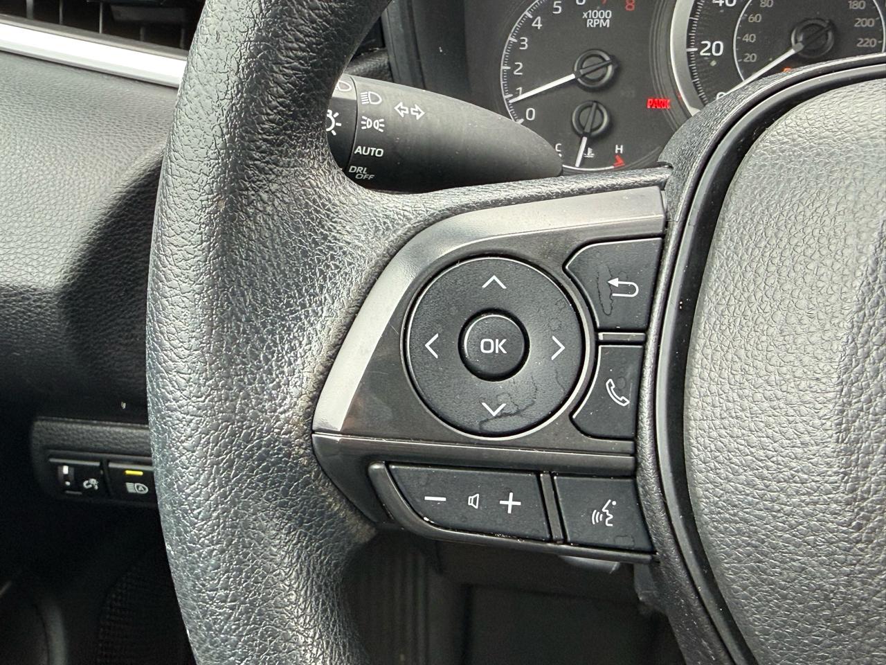 Toyota Corolla LE 2022