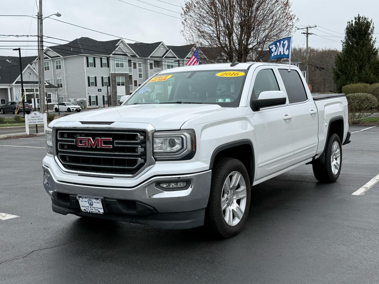 GMC Sierra 1500 SLE Crew Cab Long Box 2WD 2016