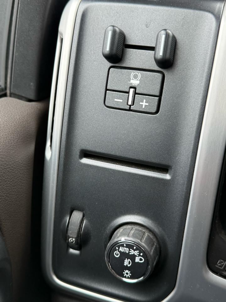 GMC Sierra 1500 SLE Crew Cab Long Box 2WD 2016