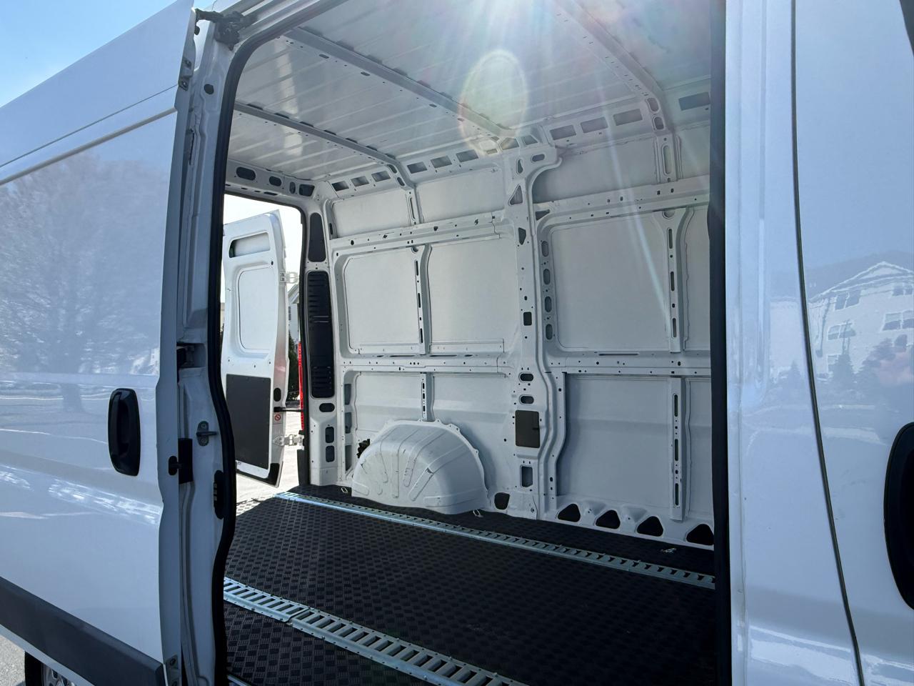 RAM Promaster 1500 High Roof Tradesman 136-in. WB 2018