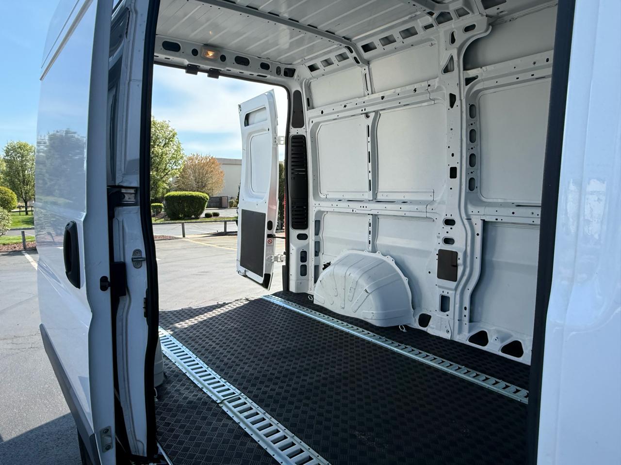 RAM Promaster 1500 High Roof Tradesman 136-in. WB 2018