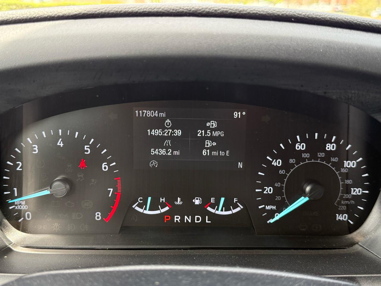 Ford Explorer Base AWD 2021