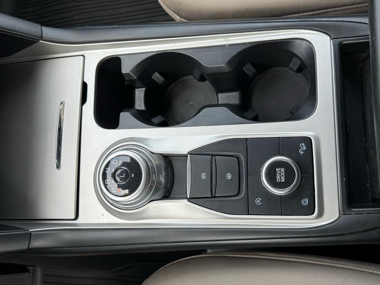 Ford Explorer Base AWD 2021