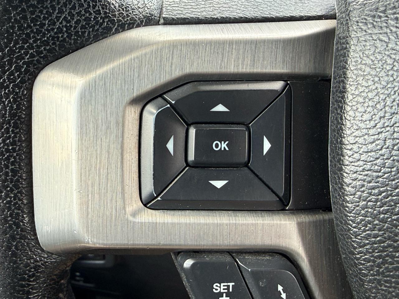 Ford F-150 Platinum SuperCrew 6.5-ft. Bed 4WD 2016