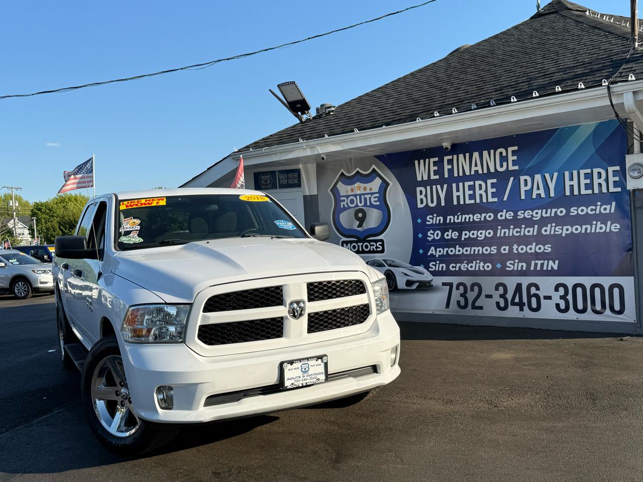 2018 RAM 1500 Express 4x4 Crew Cab 5'7's photo