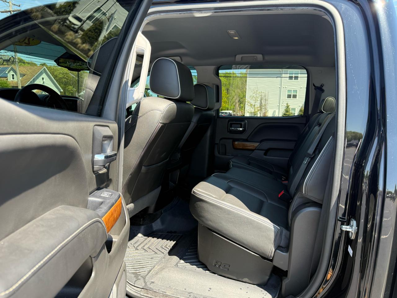 Chevrolet Silverado 1500 High Country Crew Cab Short Box 4WD 2018