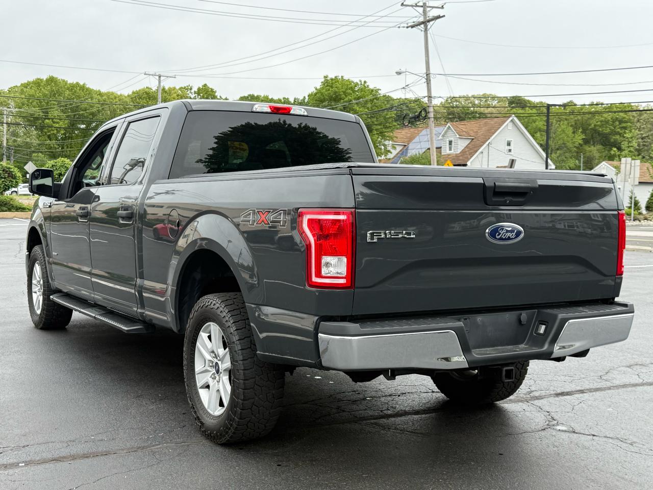 Ford F-150 XLT SuperCrew 5.5-ft. Bed 4WD 2017