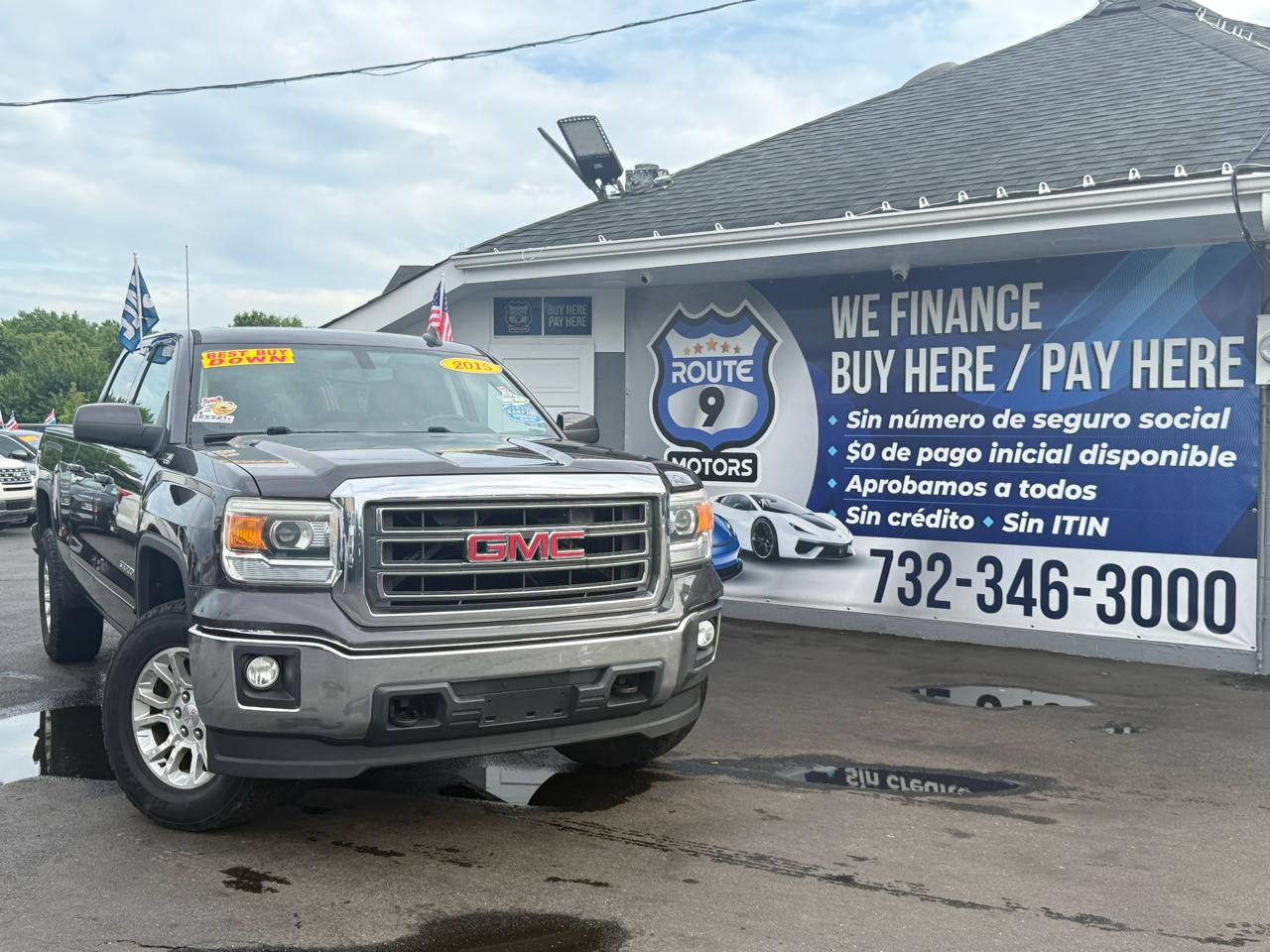 2015 GMC Sierra 4WD Crew Cab SLE SWB's photo