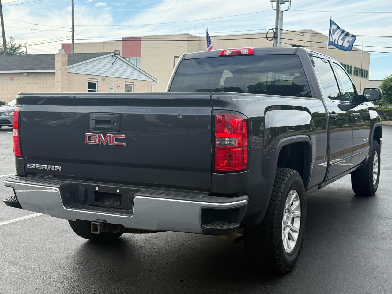 GMC Sierra 1500 SLE Crew Cab Long Box 4WD 2015