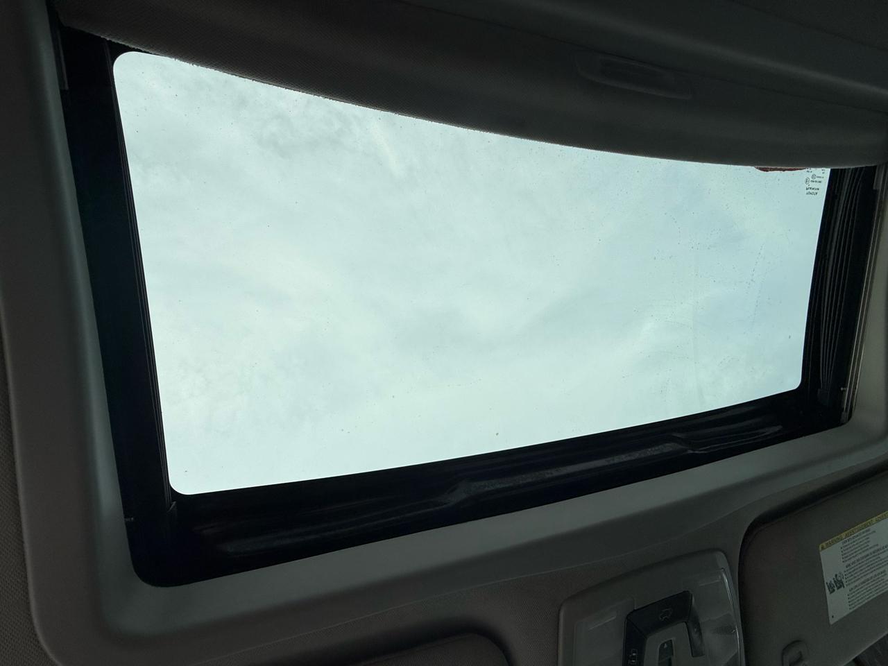 Toyota Sienna XLE 8-Passenger 2017