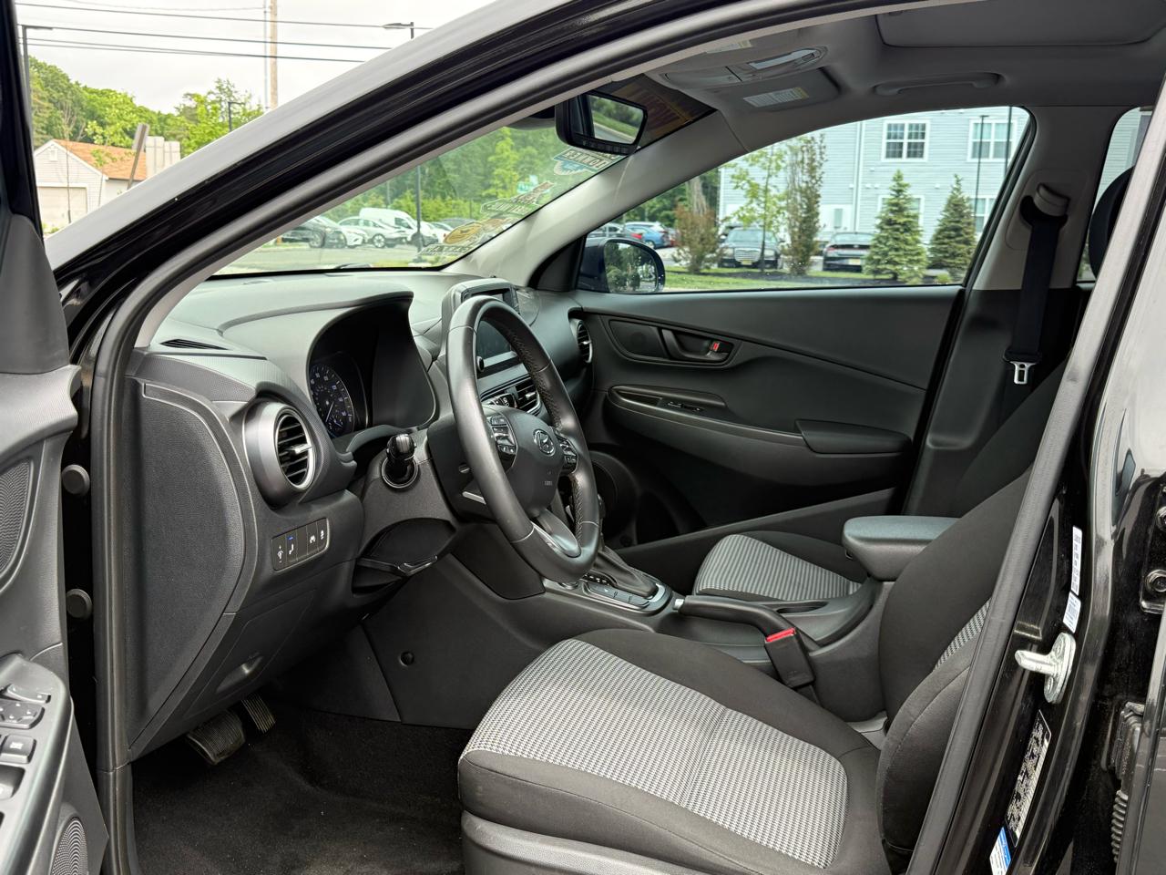 Hyundai Kona SEL Plus Auto FWD 2020