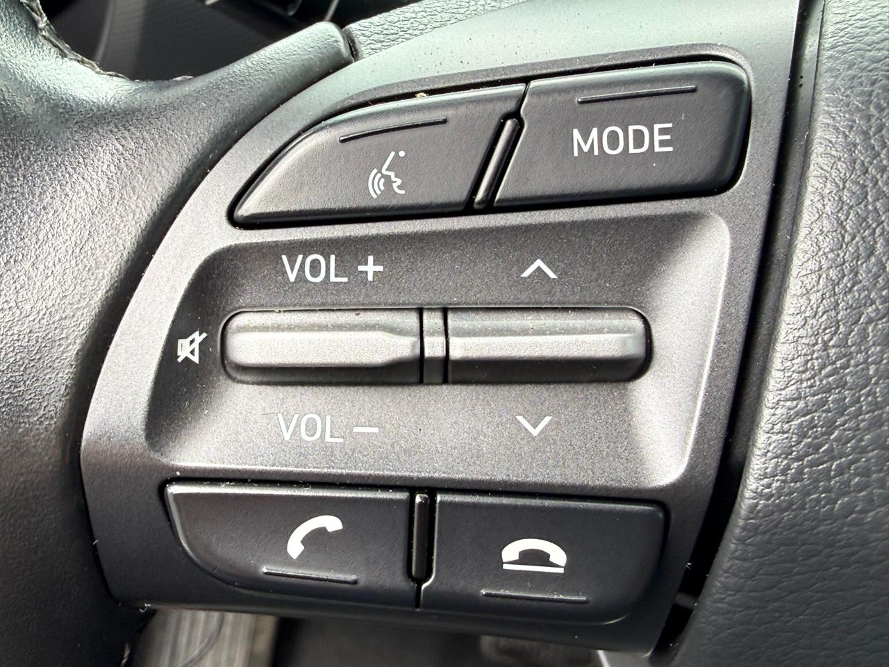 Hyundai Kona SEL Plus Auto FWD 2020